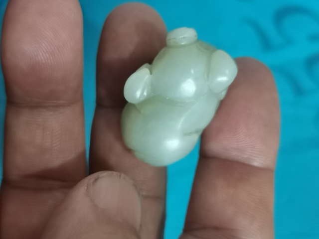 古玩玉器和田玉豬拍賣，當前價格666元