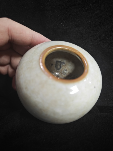 古玩陶瓷【望月樓】清中期哥釉水盂拍賣，當前價格3800元