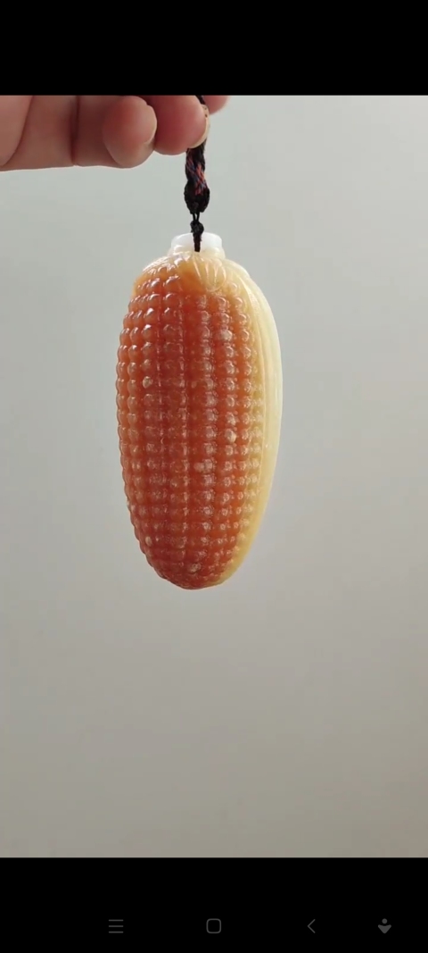 古玩玉器玉米墜拍賣(mài)，當(dāng)前價(jià)格12000元