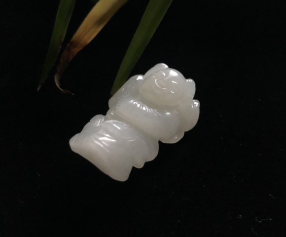 古玩玉器清代羊脂級別和田白玉雕童子拍賣，當前價格28000元