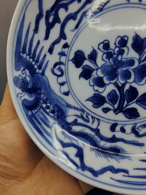 古玩陶瓷康熙翠毛藍(細路精品)?青花鳳穿牡丹圖賞盤拍賣,當前價格6000元