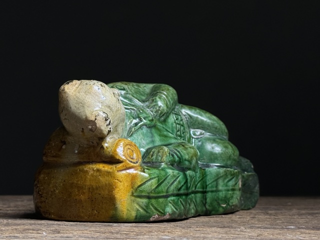 古玩陶瓷明·三彩童子紙鎮拍賣，當前價格1800元