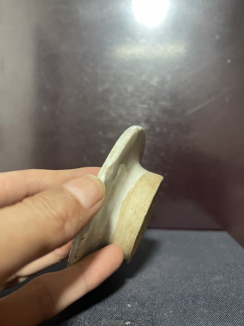 古玩陶瓷明德化白瓷文字棱角紋印拍賣(mài),當(dāng)前價(jià)格1100元