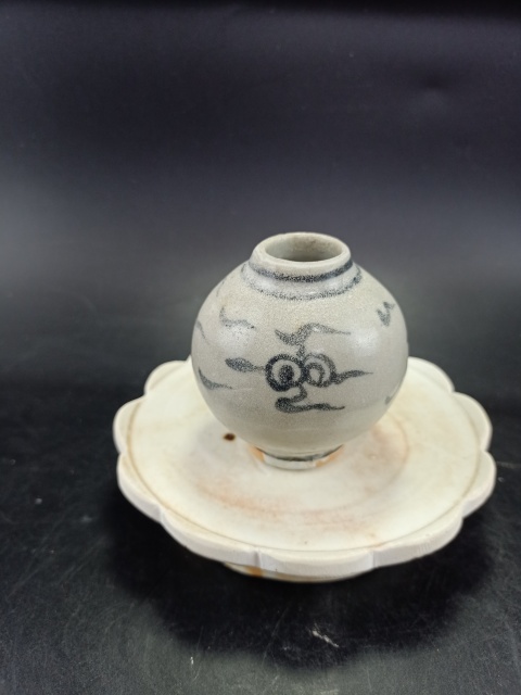 古玩陶瓷【明代】青花云氣紋水盂【收藏級】【文房類】拍賣,當前價格0元
