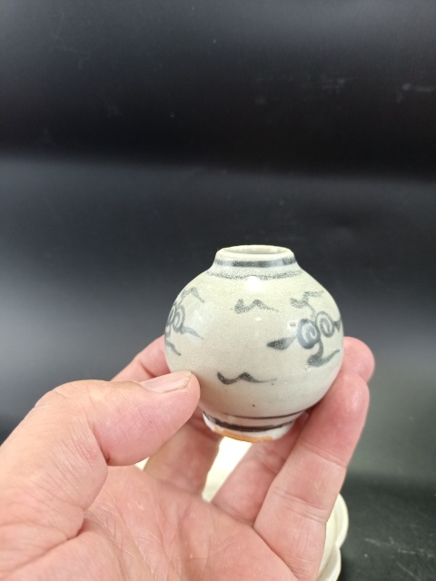 古玩陶瓷【明代】青花云氣紋水盂【收藏級】【文房類】拍賣,當前價格0元