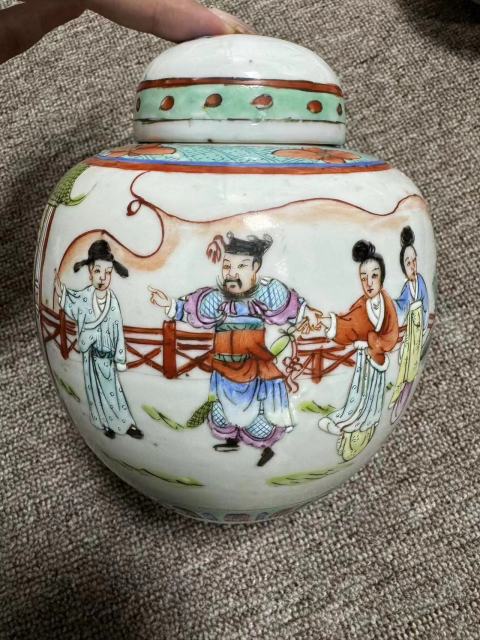 古玩陶瓷民國(guó)粉彩西廂記草橋驚夢(mèng)故事紋蓋罐拍賣，當(dāng)前價(jià)格2200元