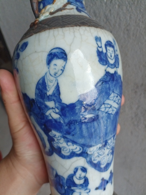 古玩陶瓷哥釉青花人物雙耳觀音瓶拍賣,當(dāng)前價(jià)格1888元