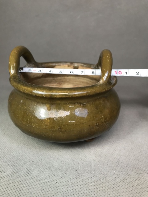 古玩陶瓷晚清黃鱔釉橋耳三足香爐拍賣，當前價格0元