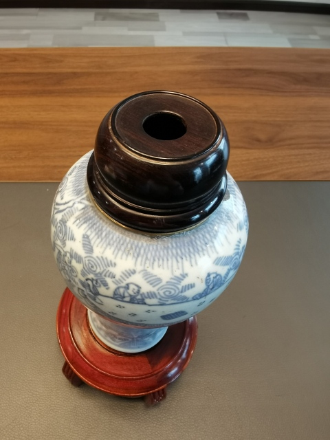 古玩陶瓷雍正青花淡描百子圖雞腿瓶拍賣,當前價格1980元