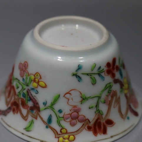 古玩陶瓷雍正粉彩花卉紋杯拍賣，當前價格1980元