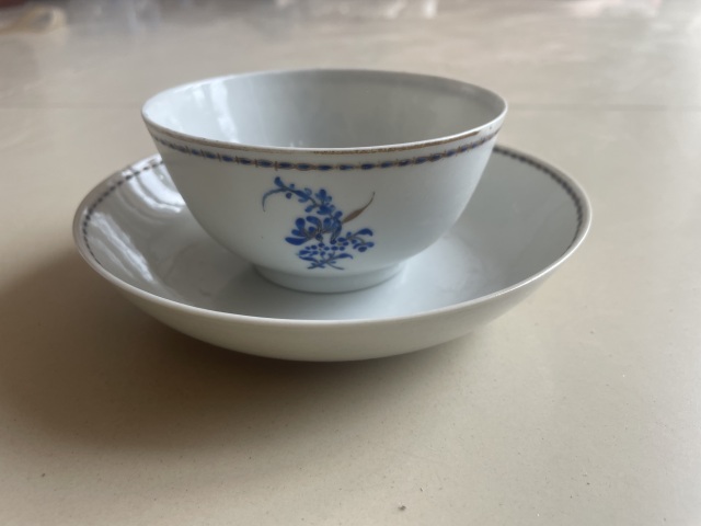 古玩陶瓷料彩花卉紋杯碟一套拍賣,當(dāng)前價(jià)格880元