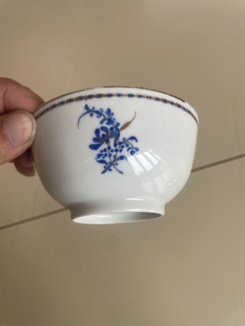 古玩陶瓷料彩花卉紋杯碟一套拍賣,當(dāng)前價(jià)格880元