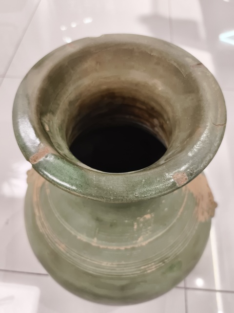 古玩陶瓷漢綠釉雙獸弦紋盤口瓶拍賣，當前價格3888元