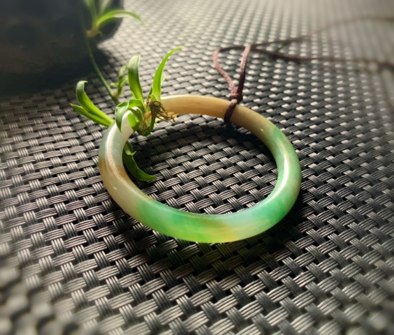 古玩玉器清中期福祿壽喜四彩天然翡翠手鐲拍賣,當(dāng)前價(jià)格120000元