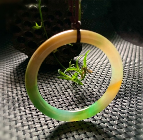 古玩玉器清中期福祿壽喜四彩天然翡翠手鐲拍賣,當(dāng)前價(jià)格120000元