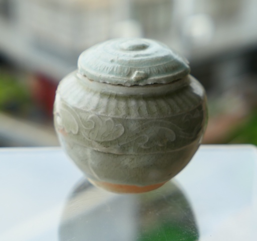 古玩陶瓷宋代影青釉花卉紋蓋罐拍賣,當(dāng)前價格9800元