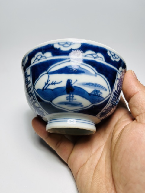 古玩陶瓷(清末民初)青花山水人物蓋碗拍賣,當前價格0元