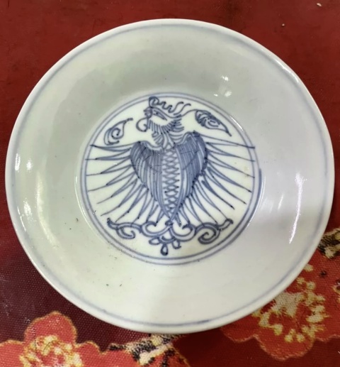 古玩陶瓷清雍正青花鐵線描鳳紋盤拍賣，當前價格350元
