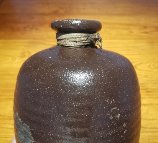 古玩陶瓷明褐釉弦紋梅瓶拍賣，當前價格688元