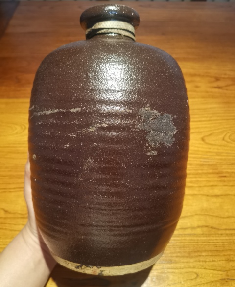古玩陶瓷明褐釉弦紋梅瓶拍賣，當前價格688元