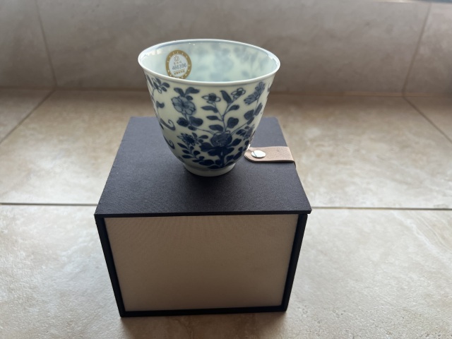 古玩陶瓷康熙·青花折枝花卉紋鈴鐺杯拍賣，當前價格187元