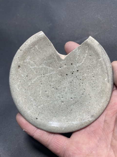 古玩陶瓷五大名窯之一鈞窯月白釉賞盤拍賣，當前價格598元