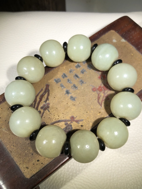 古玩玉器和田玉珠手串拍賣，當前價格0元