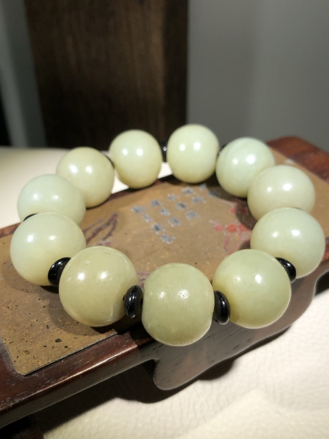 古玩玉器和田玉珠手串拍賣，當前價格0元
