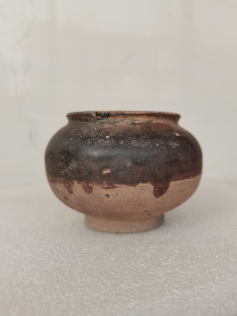 古玩陶瓷贛州窯褐釉茶入拍賣，當前價格0元