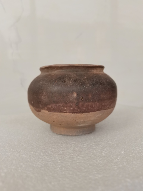 古玩陶瓷贛州窯褐釉茶入拍賣，當前價格0元