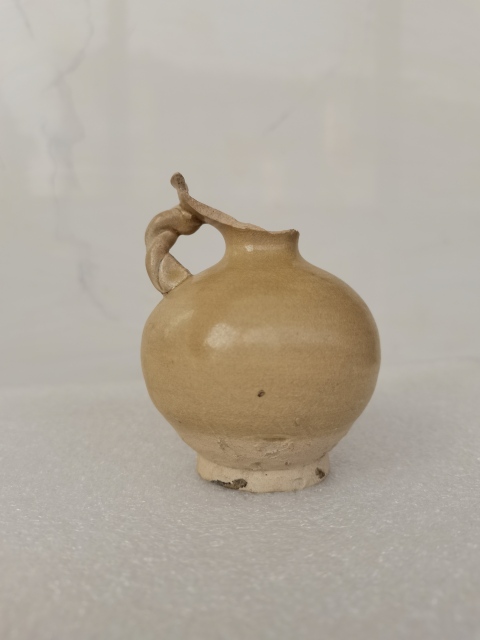 古玩陶瓷唐代?長沙窯繩紋執(zhí)壺拍賣,當前價格2500元