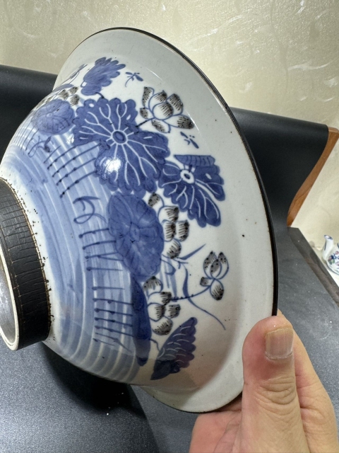 古玩陶瓷青花釉里紅荷蓮紋折沿碗拍賣，當前價格12000元