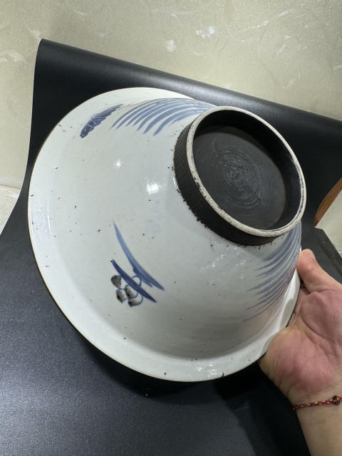 古玩陶瓷青花釉里紅荷蓮紋折沿碗拍賣，當前價格12000元