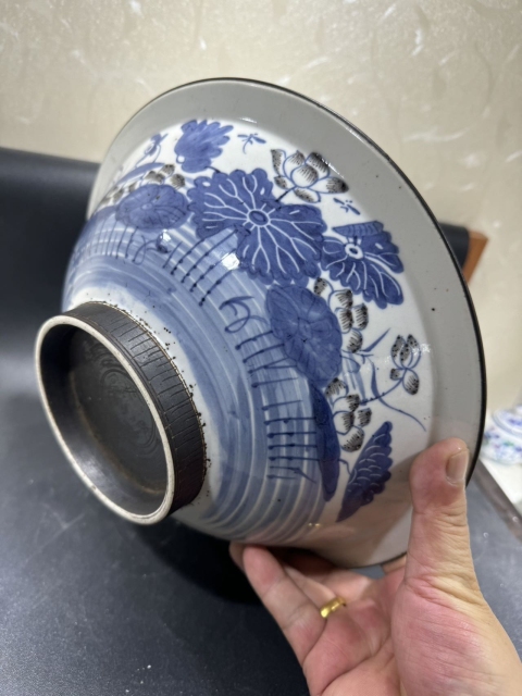 古玩陶瓷青花釉里紅荷蓮紋折沿碗拍賣，當前價格12000元