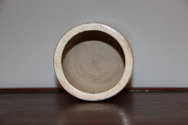 古玩陶瓷清晚期?哥釉三足筒式香爐(開片美)拍賣,當前價格798元