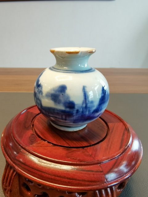 古玩陶瓷雍正一把抓青花山水人物紋蘋果尊拍賣，當前價格880元