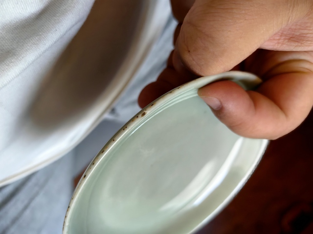 古玩陶瓷豆青釉盤拍賣，當前價格400元