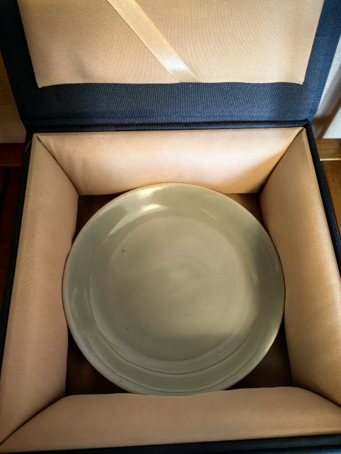 古玩陶瓷豆青釉盤拍賣，當前價格400元