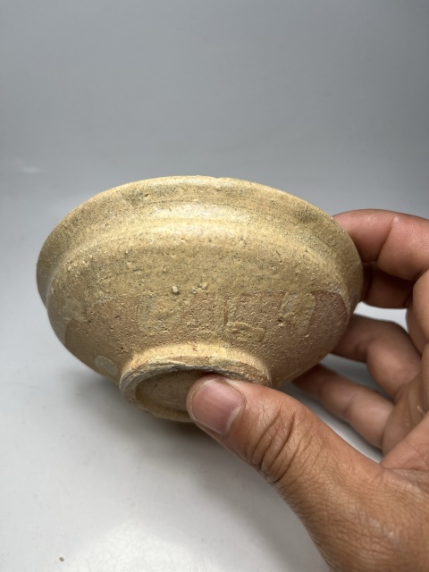 古玩陶瓷宋代青釉束口盞拍賣,當前價格0元