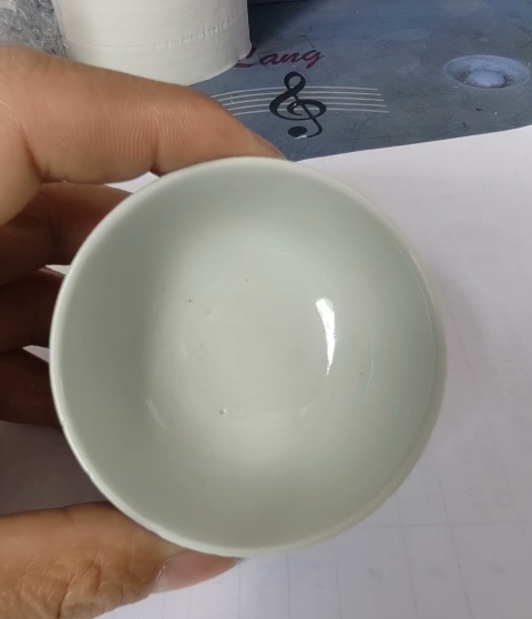 古玩陶瓷清康熙忍冬紋茶杯拍賣,當(dāng)前價(jià)格1800元