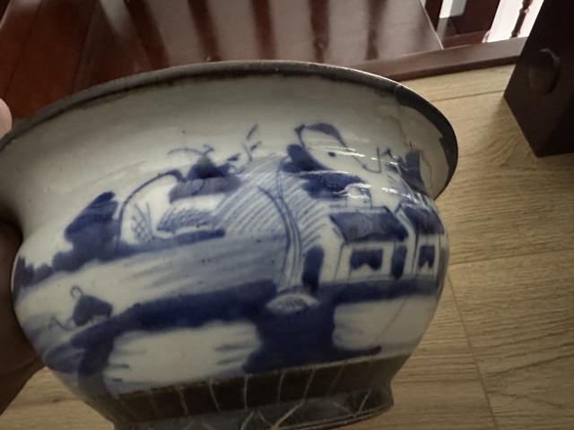 古玩陶瓷清中鐵銹釉青花山水紋爐拍賣，當前價格800元