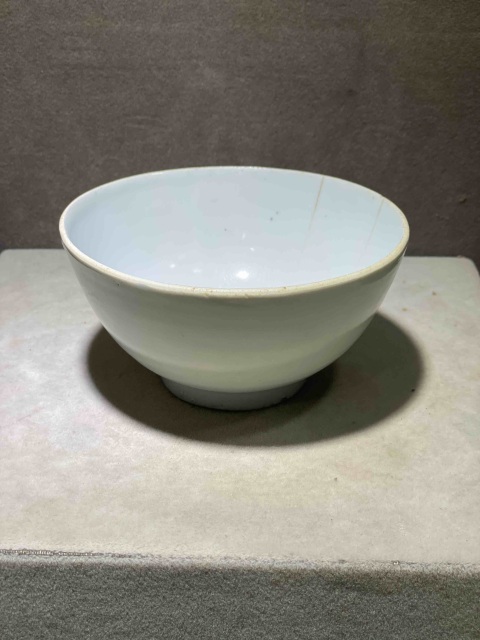 古玩陶瓷精美明末清初甜白釉碗拍賣(mài)，當(dāng)前價(jià)格0元