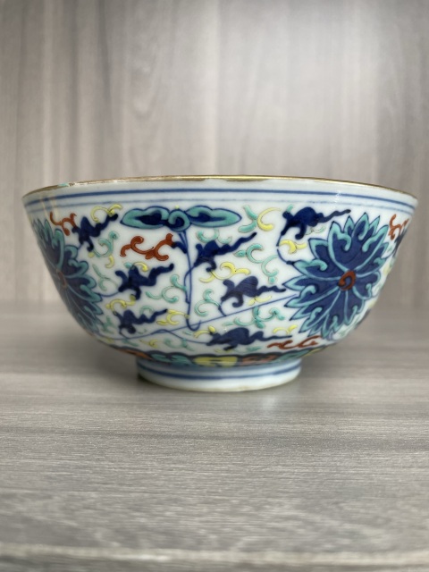 古玩陶瓷清晚期 斗彩纏枝花卉紋碗拍賣,當前價格3800元