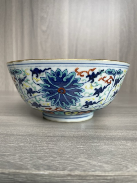 古玩陶瓷清晚期 斗彩纏枝花卉紋碗拍賣,當前價格3800元