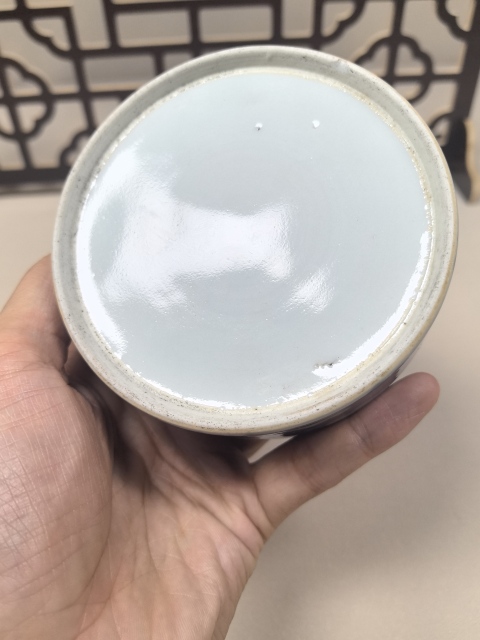 古玩陶瓷清中期青花冰梅紋蓋盒拍賣,當前價格1200元