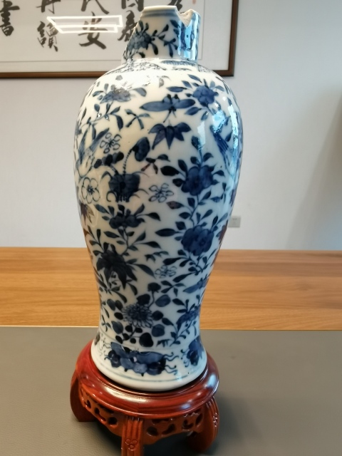 古玩陶瓷晚清青花花鳥紋大雞腿瓶拍賣,當(dāng)前價(jià)格750元