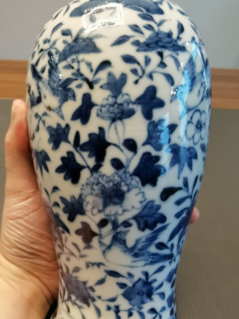 古玩陶瓷晚清青花花鳥紋大雞腿瓶拍賣,當(dāng)前價(jià)格750元