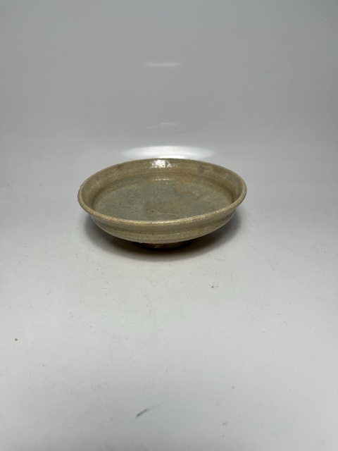 古玩陶瓷(元代收藏佳品)青釉束口盞拍賣,當前價格0元