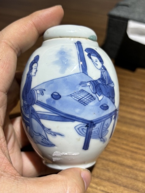 古玩陶瓷清康熙青花仕女對弈圖蓮子罐拍賣，當前價格18000元