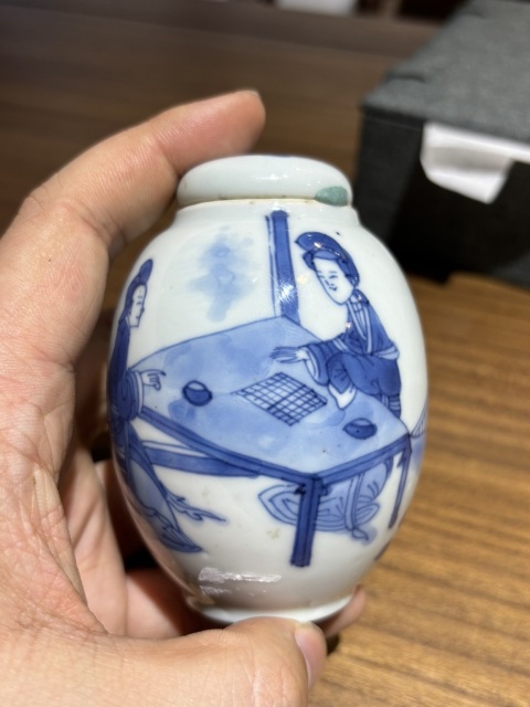 古玩陶瓷清康熙青花仕女對弈圖蓮子罐拍賣，當前價格18000元